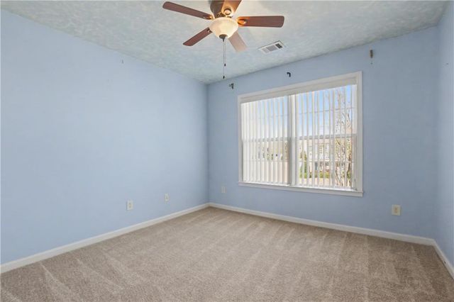 400 Pinoak Drive, Woodstock, GA 30188