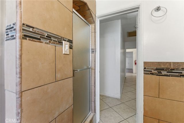 7810 Crenshaw, Los Angeles, CA 90043