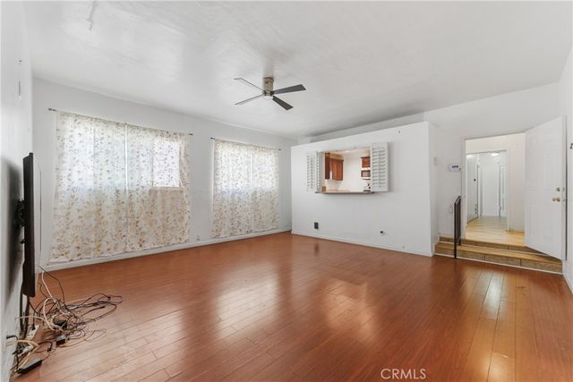 7810 Crenshaw, Los Angeles, CA 90043