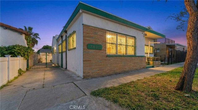 7810 Crenshaw, Los Angeles, CA 90043