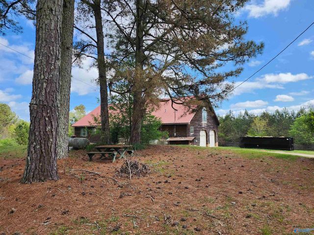 3893 County Road 107, Fort Payne, AL 35967