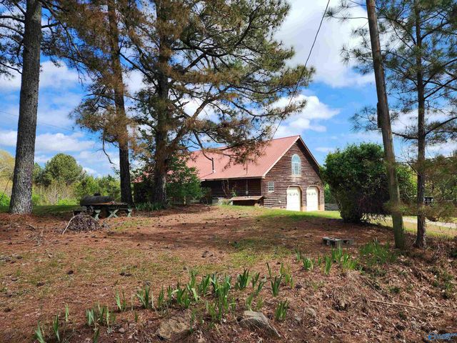 3893 County Road 107, Fort Payne, AL 35967