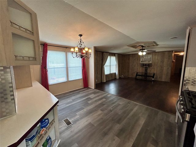 16640 Berry Road, Pearland, TX 77584
