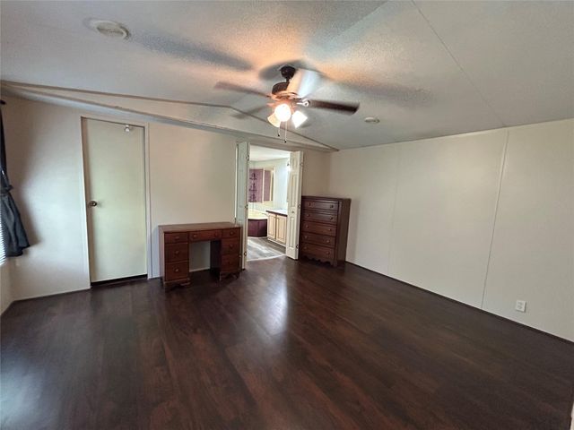 16640 Berry Road, Pearland, TX 77584