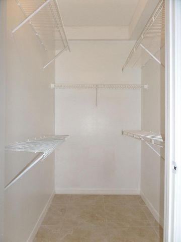 10318 Fox Trail Road 409, Royal Palm Beach, FL 33411