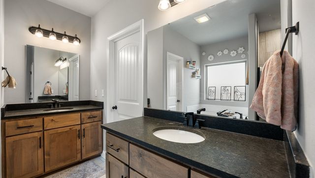 2120 Periwinkle Place, Centerton, AR 72719