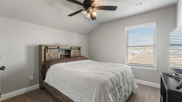 2120 Periwinkle Place, Centerton, AR 72719