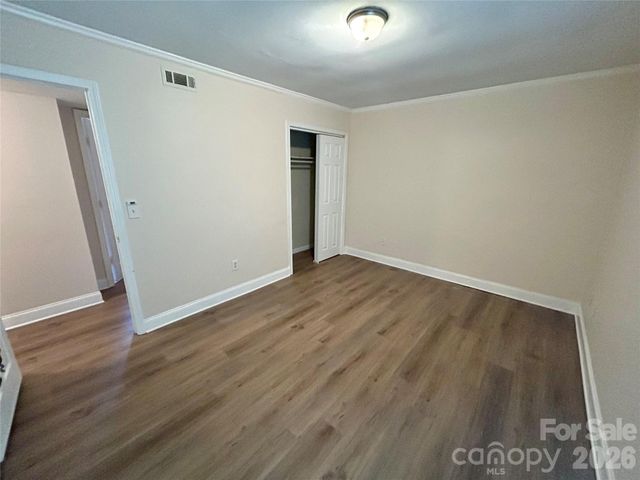 403 Stirrup Court, Charlotte, NC 28215