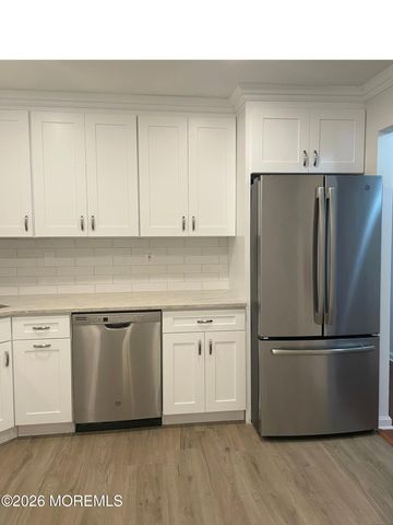 94 Secretariat Court, Tinton Falls, NJ 07724