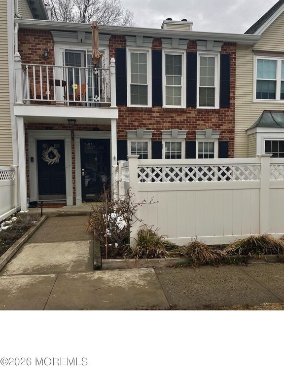 94 Secretariat Court, Tinton Falls, NJ 07724