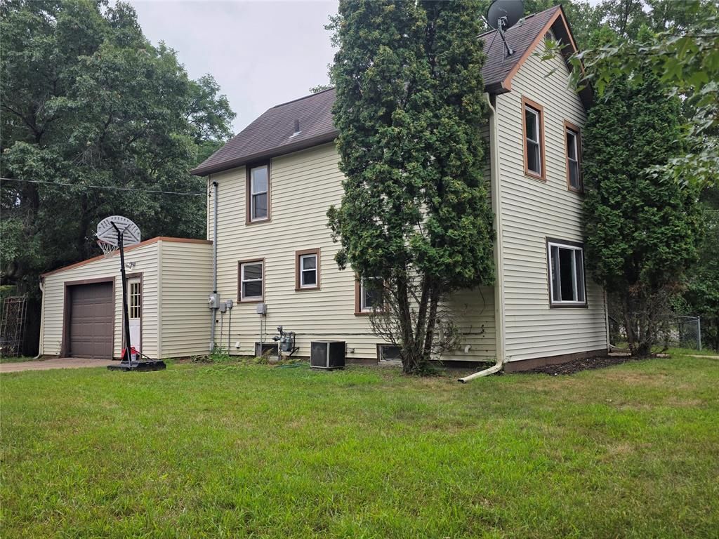 1015 Sheridan Road, Eau Claire, WI 54703