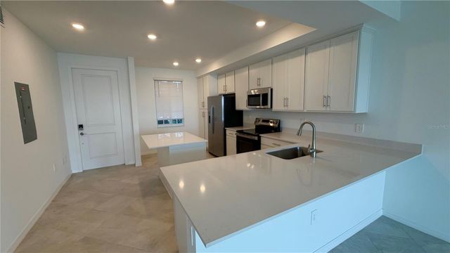 19116 SCALLOP LOOP 104, Lakewood Ranch, FL 34211