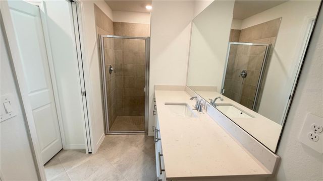 19116 SCALLOP LOOP 104, Lakewood Ranch, FL 34211