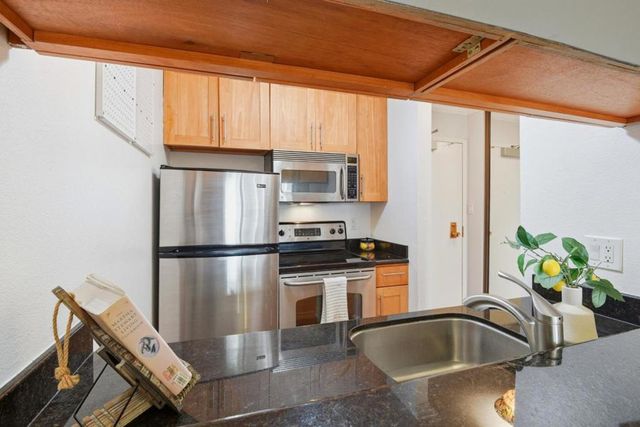 2110 Shelter Creek Lane, San Bruno, CA 94066