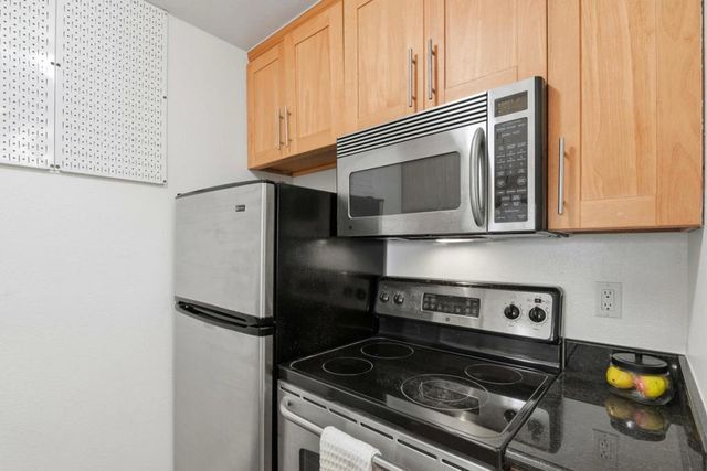 2110 Shelter Creek Lane, San Bruno, CA 94066