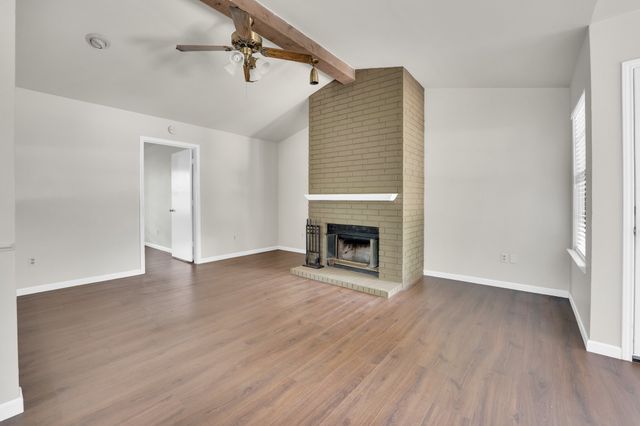 728 Woodland Court, Kennedale, TX 76060