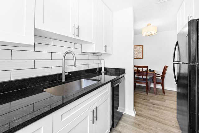 2340 R J Hendley Avenue, Riviera Beach, FL 33404