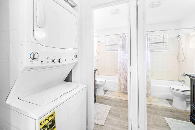 2340 R J Hendley Avenue, Riviera Beach, FL 33404