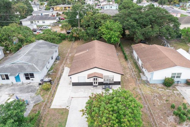 2340 R J Hendley Avenue, Riviera Beach, FL 33404