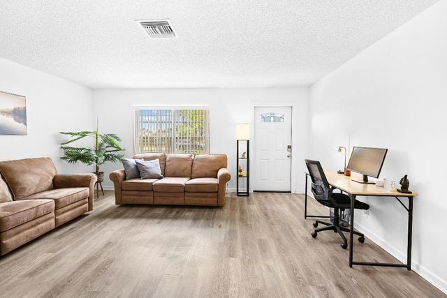 2340 R J Hendley Avenue, Riviera Beach, FL 33404