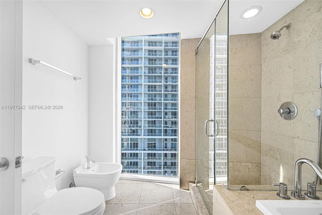 475 Brickell Ave 3113, Miami, FL 33131