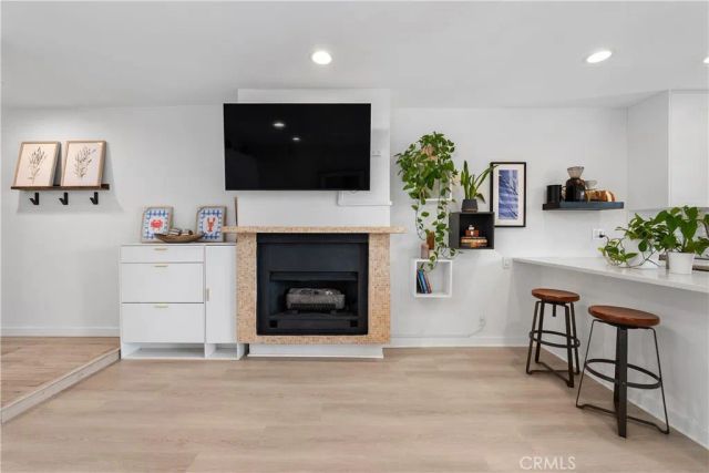 6151 Orange Street 308, Los Angeles, CA 90048