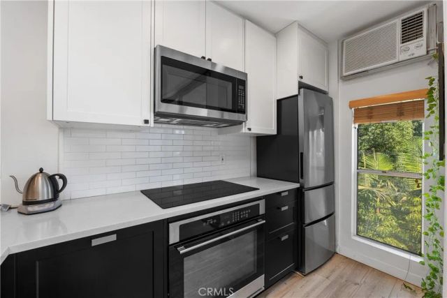 6151 Orange Street 308, Los Angeles, CA 90048