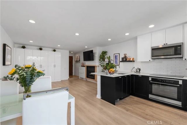 6151 Orange Street 308, Los Angeles, CA 90048