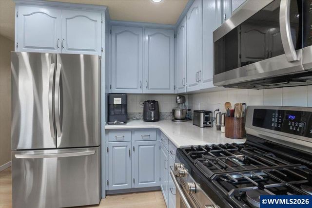 2577 Ptarmigan St NW, Salem, OR 97304