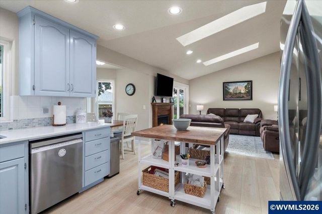 2577 Ptarmigan St NW, Salem, OR 97304