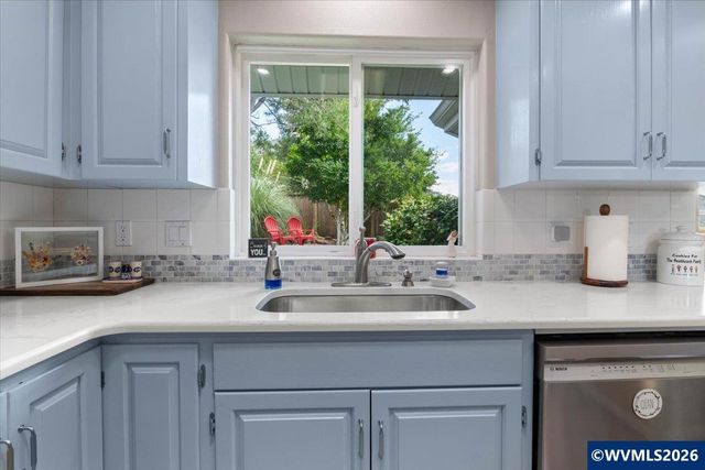 2577 Ptarmigan St NW, Salem, OR 97304
