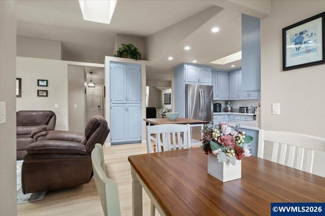 2577 Ptarmigan St NW, Salem, OR 97304