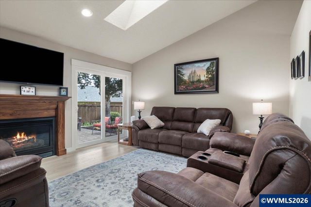 2577 Ptarmigan St NW, Salem, OR 97304