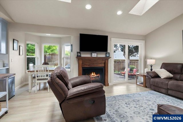 2577 Ptarmigan St NW, Salem, OR 97304