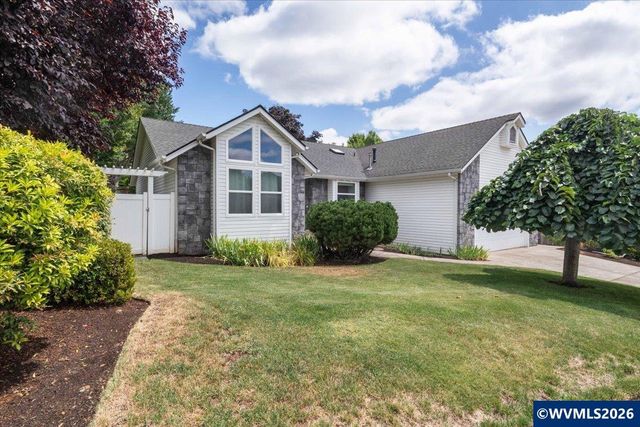 2577 Ptarmigan St NW, Salem, OR 97304