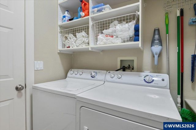 2577 Ptarmigan St NW, Salem, OR 97304