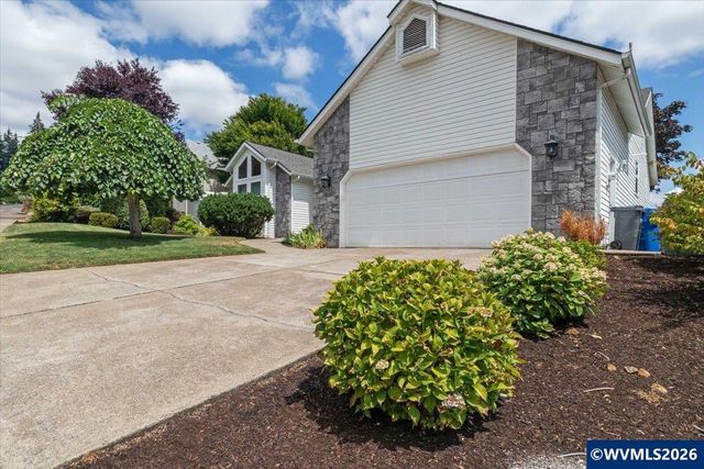 2577 Ptarmigan St NW, Salem, OR 97304