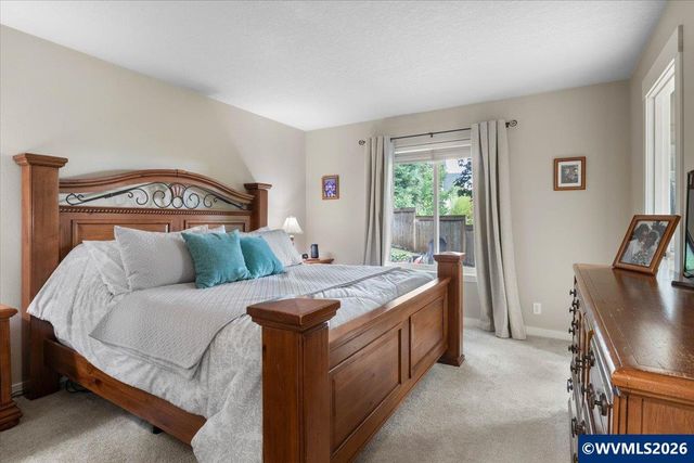 2577 Ptarmigan St NW, Salem, OR 97304