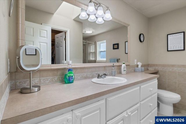 2577 Ptarmigan St NW, Salem, OR 97304
