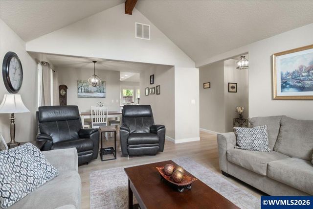 2577 Ptarmigan St NW, Salem, OR 97304