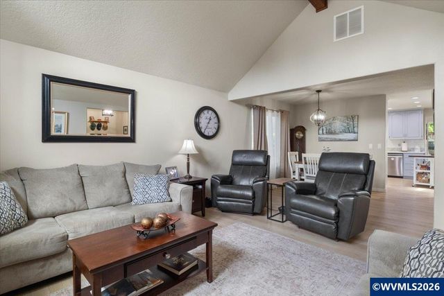 2577 Ptarmigan St NW, Salem, OR 97304