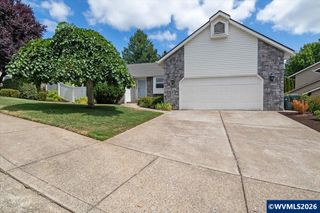 2577 Ptarmigan St NW, Salem, OR 97304