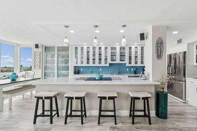 644 ISLAND WAY 603, Clearwater Beach, FL 33767