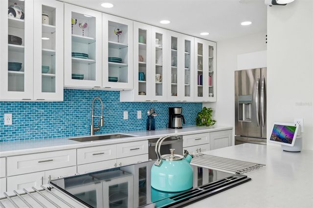 644 ISLAND WAY 603, Clearwater Beach, FL 33767