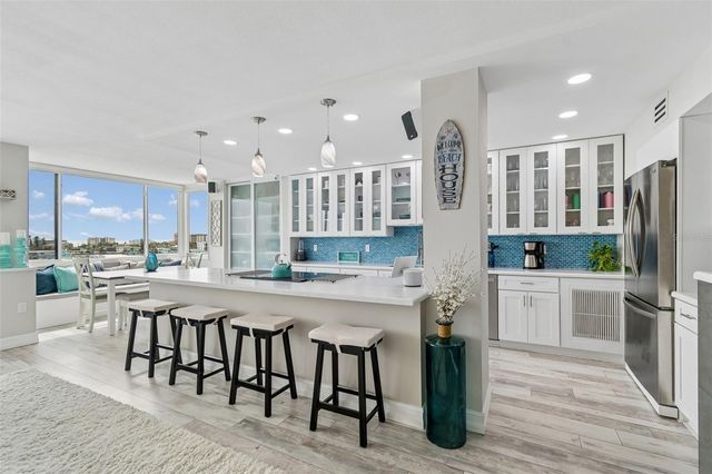 644 ISLAND WAY 603, Clearwater Beach, FL 33767