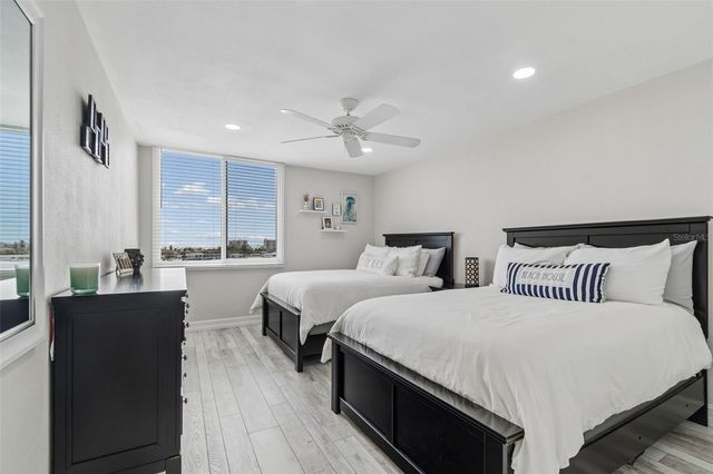 644 ISLAND WAY 603, Clearwater Beach, FL 33767