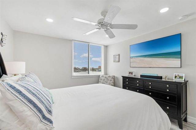 644 ISLAND WAY 603, Clearwater Beach, FL 33767