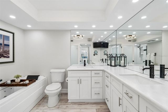 644 ISLAND WAY 603, Clearwater Beach, FL 33767