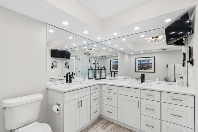 644 ISLAND WAY 603, Clearwater Beach, FL 33767