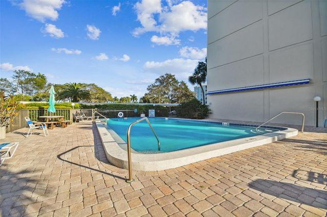 644 ISLAND WAY 603, Clearwater Beach, FL 33767